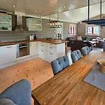 Gorgeous In With Sauna Holiday home *