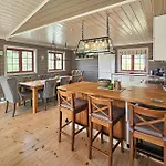 Gorgeous In With Sauna Feriehus *