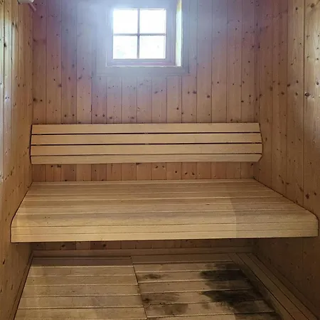 Ferienhaus Gorgeous In With Sauna *